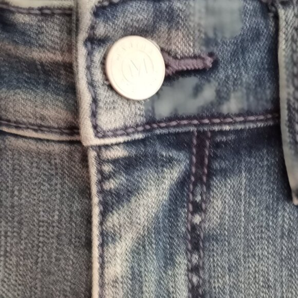 'Martha Stewart' Embroidered Cuffed Mid wash Denim Jeans Size 2 EUC - Picture 13 of 16